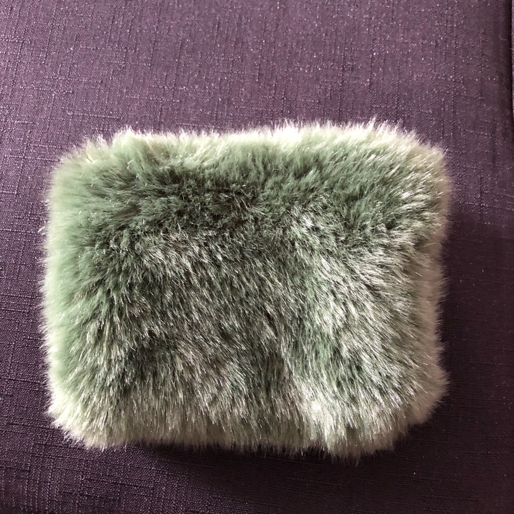 zara mini clutch ，cute baby